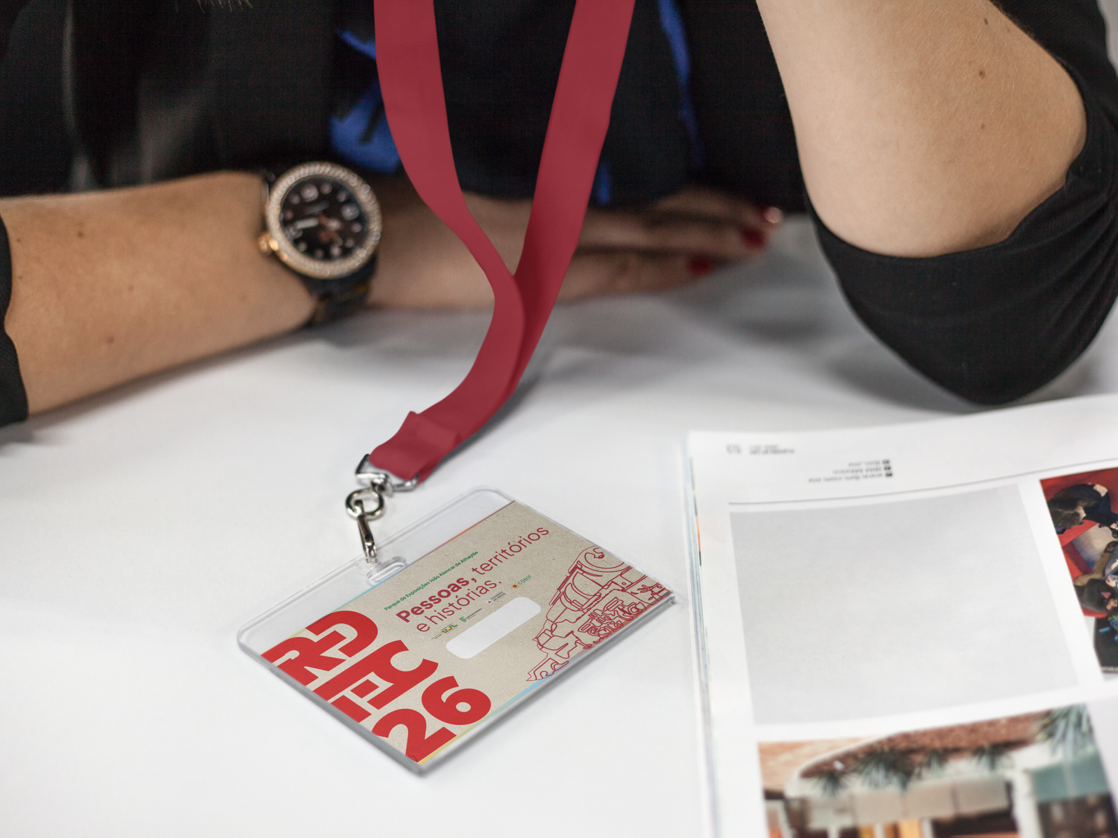 Crachá — credencial